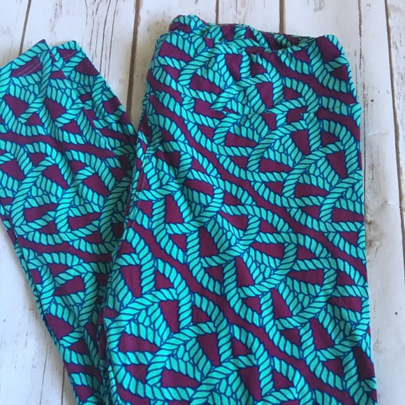 LuLaRoe Pants - Lularoe Rope Knot Leggings - TC LuLaRoe Pants - Lularoe Rope Knot Leggings - TC